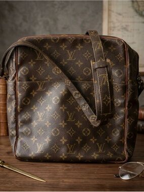 Louis Vuitton Brown Monogram Crossbody Messenger Bag vintage
